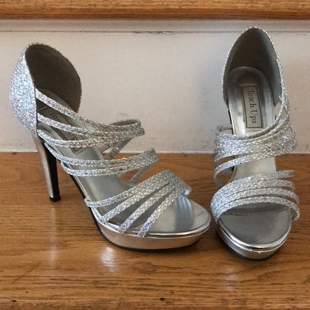 Touch Ups Carey Silver Formal Heels - Size 6.5M